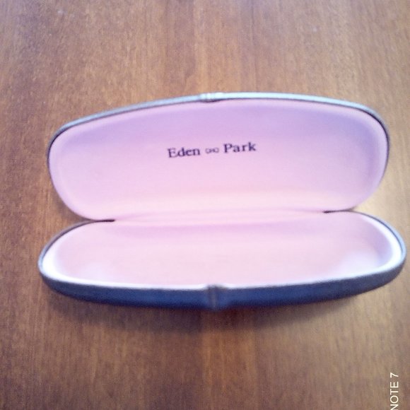 EDEN PARK Vintage Prescription Eyeglasses with Bespoke Sunglass Clip-ons - Picture 3 of 5